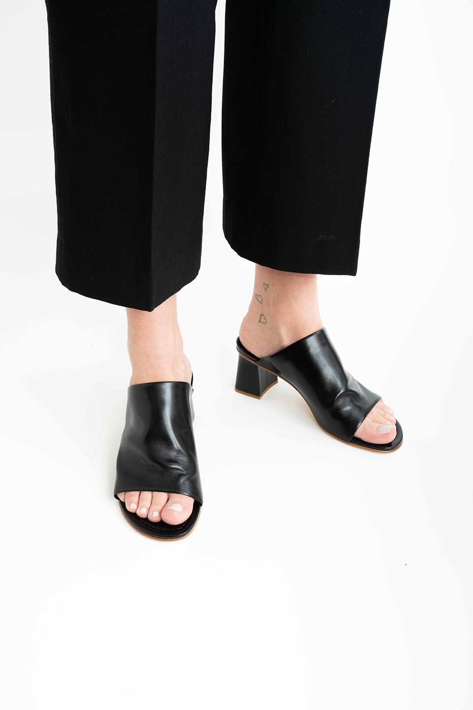 Aida sandals, black leather