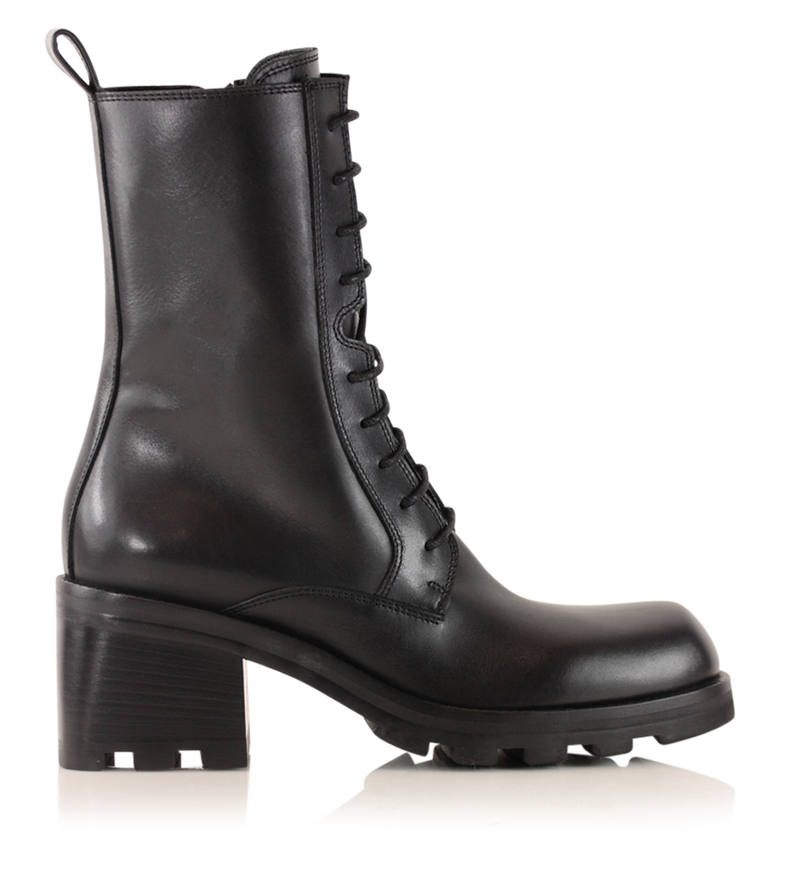 Notabene Runa, Black