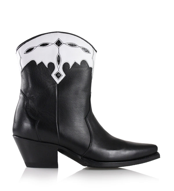 Notabene Marilou, Black