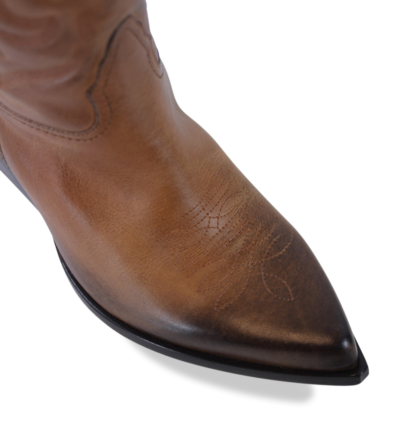 DARCY, Brown Leather