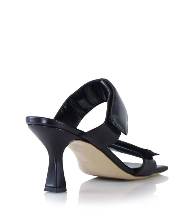 ILINA, Black Leather