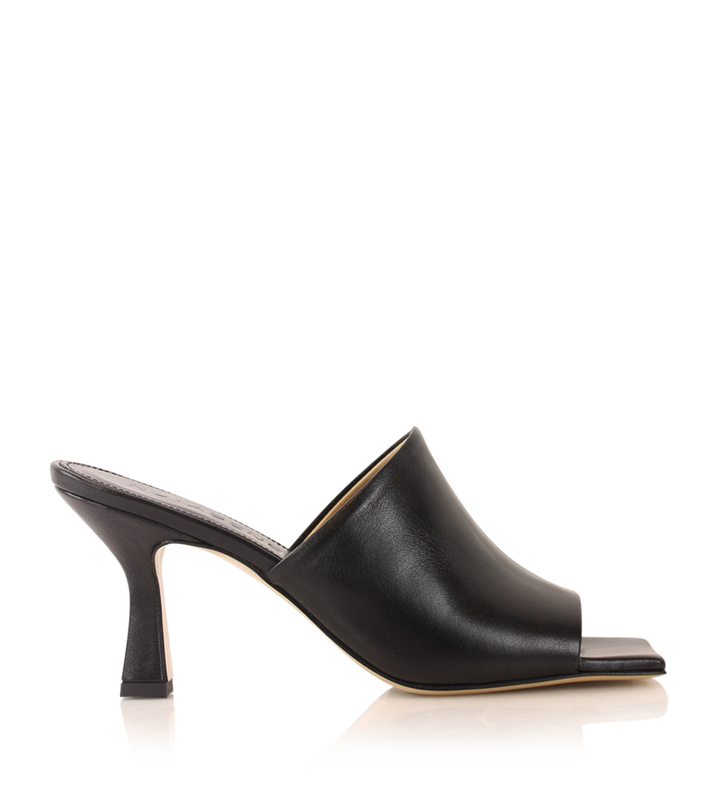Notabene Lærke, Black