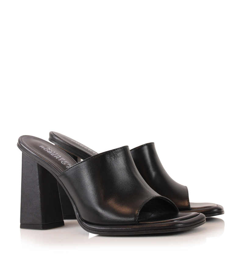 Notabene Sofie, Black
